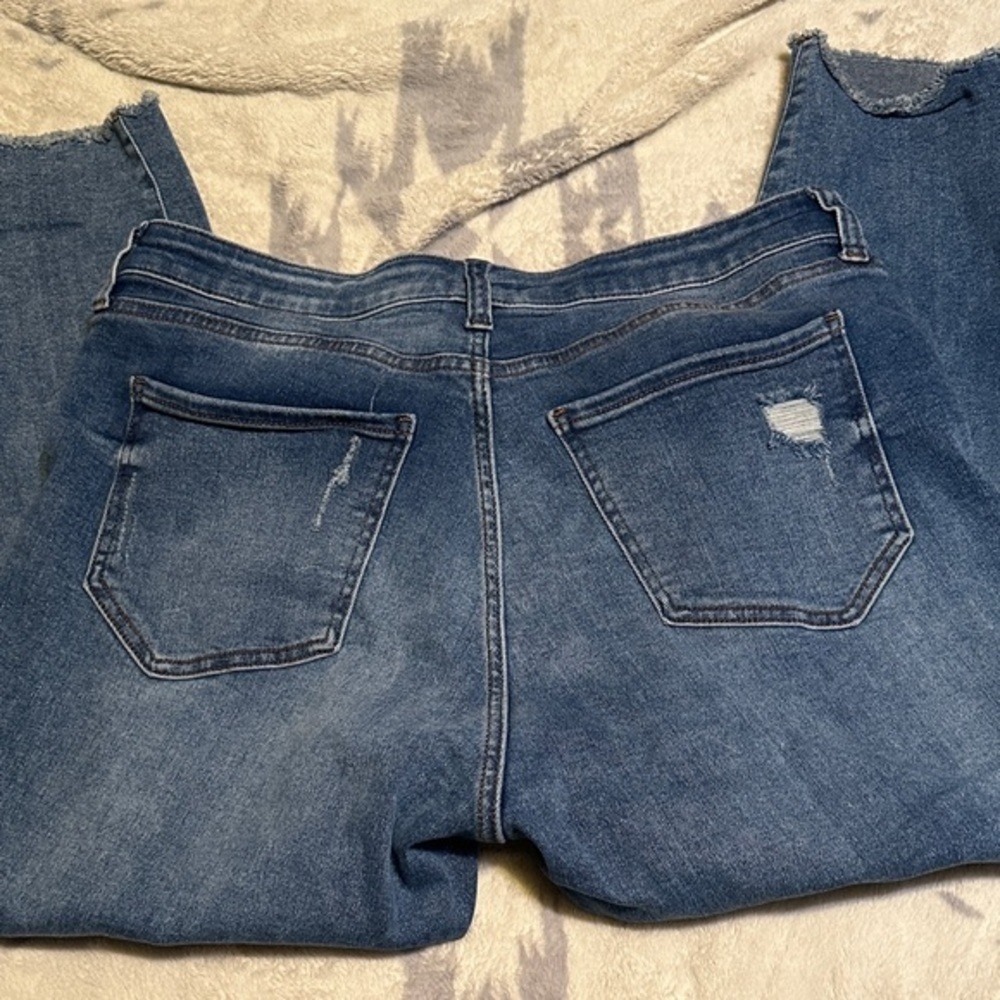 A63. Kut from the Kloth Distressed Blue Skinny Jeans